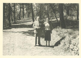 Mateus - Pascoa 1955/ Eu e Maria Pinto da Cunha