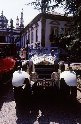 The Rolls-Royce Entusiasts Club [na Casa de Mateus]: Tour of the Douro Valley &amp; Northern Port...