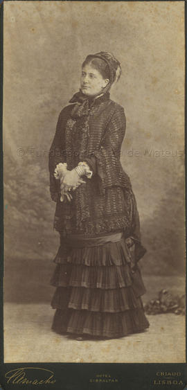Condessa de Villa Real e de Mello. 1882. 34 annos.