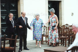 [Condecoração pelo Estado Português a Dame Moura Lympany, no seu 80º aniversário, na Fundação da ...