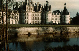 &quot;63071 - Chateaux de la Loire. Chambord: Le Château et le Cosson&quot;