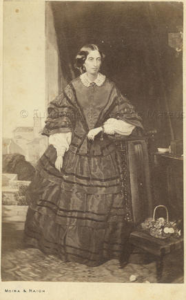 Condessa de Lavradio, née S. Lourenço. Irmã do Marquês de Sabugosa.
