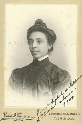 Maria Isabel de Saldanha de Oliveira e Sousa