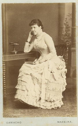 Maria Celina de Sauvayre da Câmara, com dedicatória à 3ª Condessa de Vila Real.