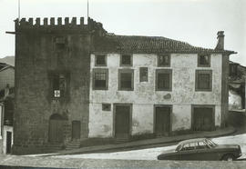 5 - Antiga casa dos condes de Calheiros, torre de fortificação de Ponte do Lima do tempo de D. Fe...