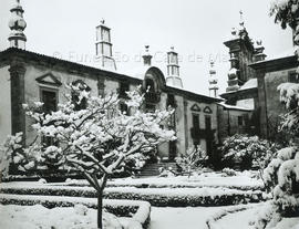 [Casa de Mateus: Ala sul em dia de neve].